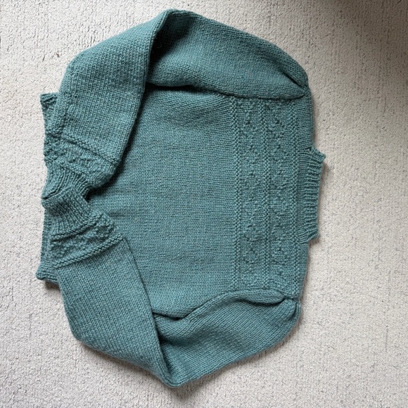 *Vintage*
Hand Crafted Teal Sweater - Picture 6 of 7